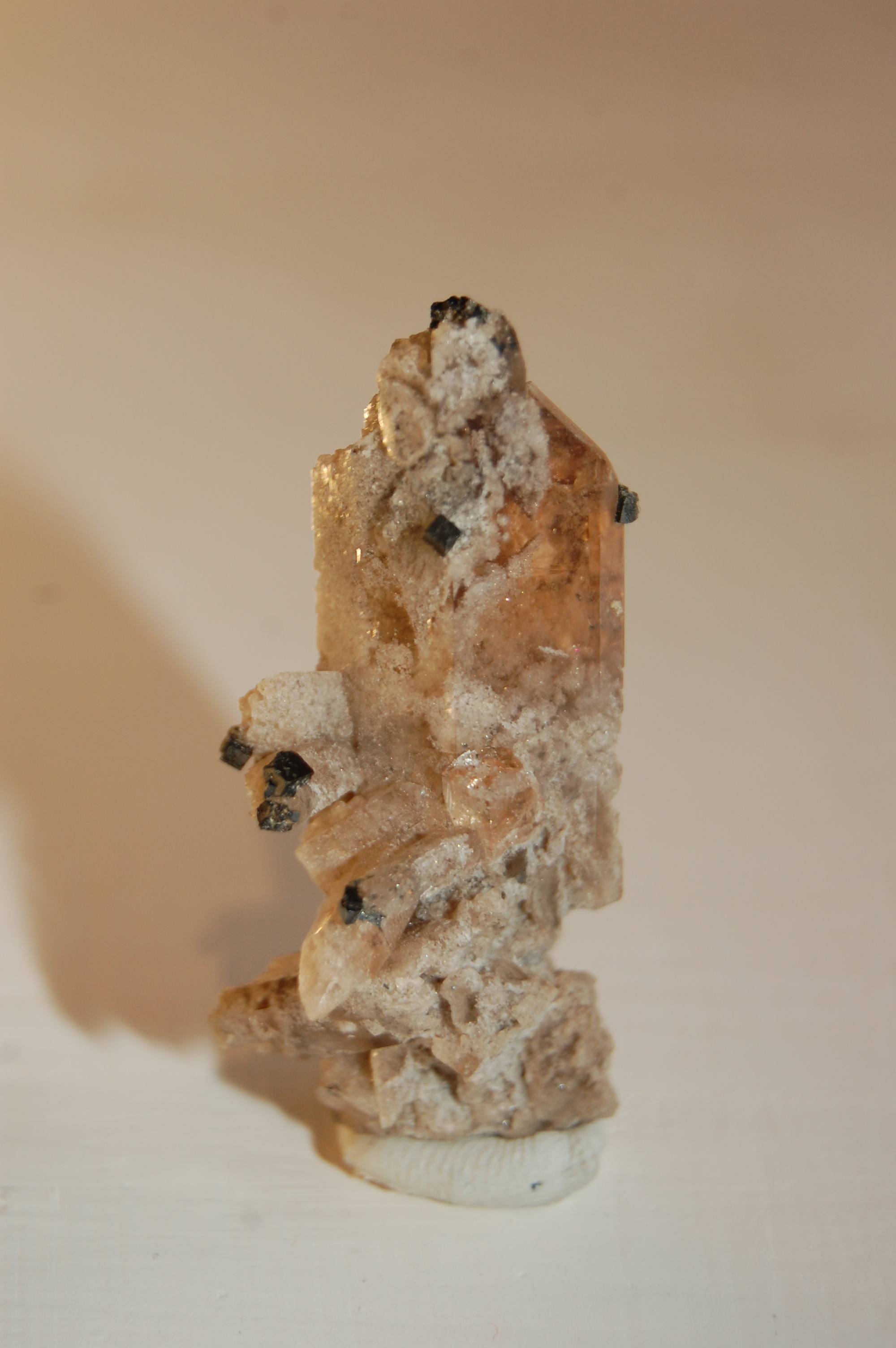 Topaz, Bixbyit- Utah, USA